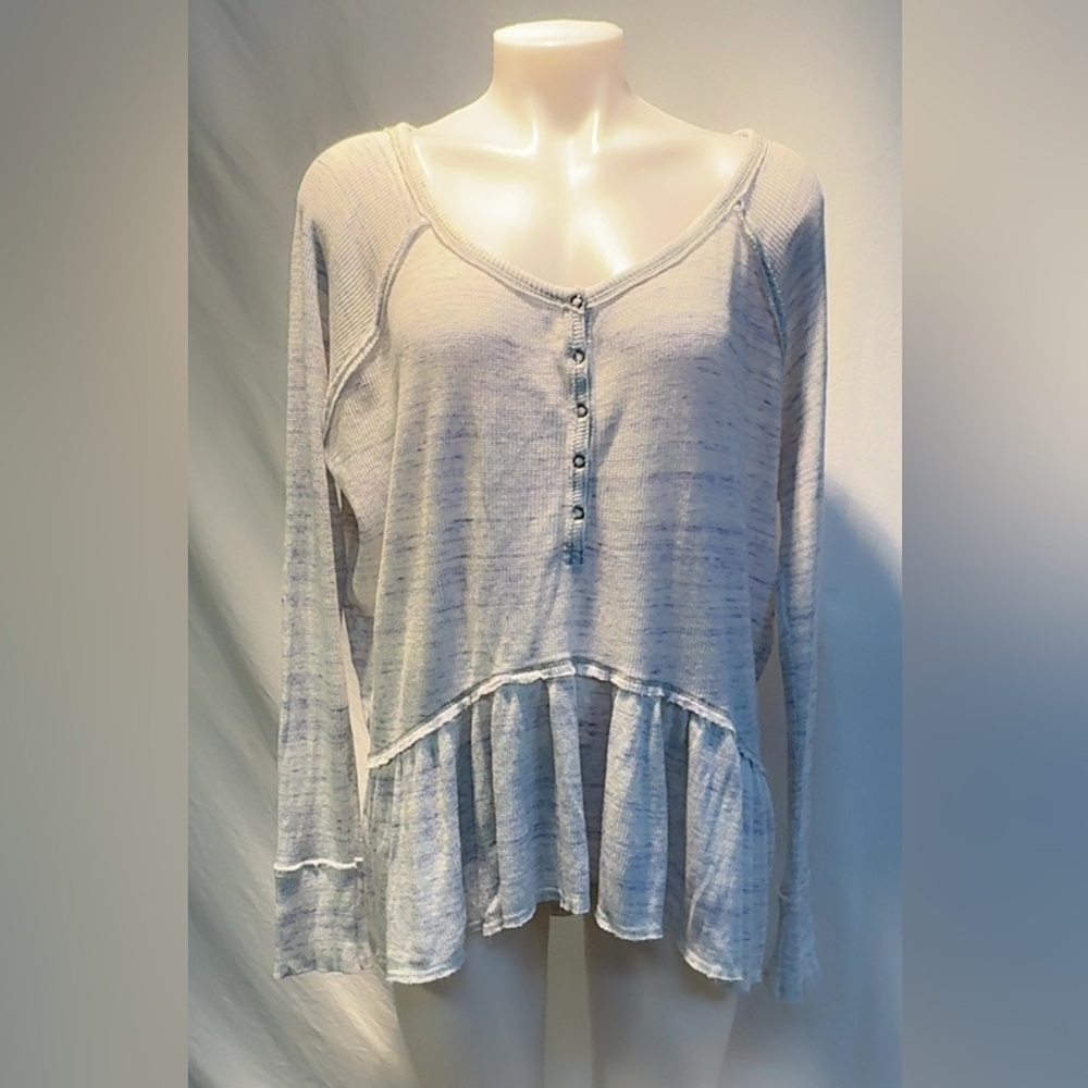 We The Free Heather Gray Ruffled Blouse - Picture 2 of 11